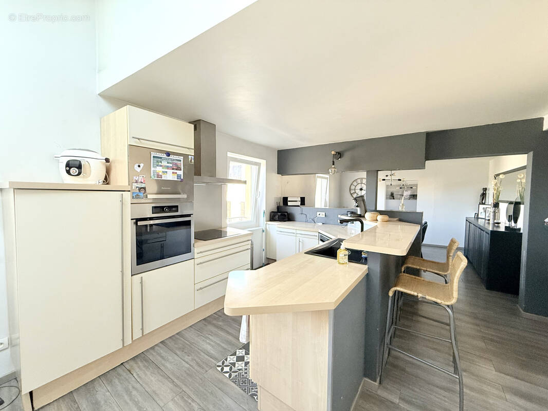 Appartement à MANOM