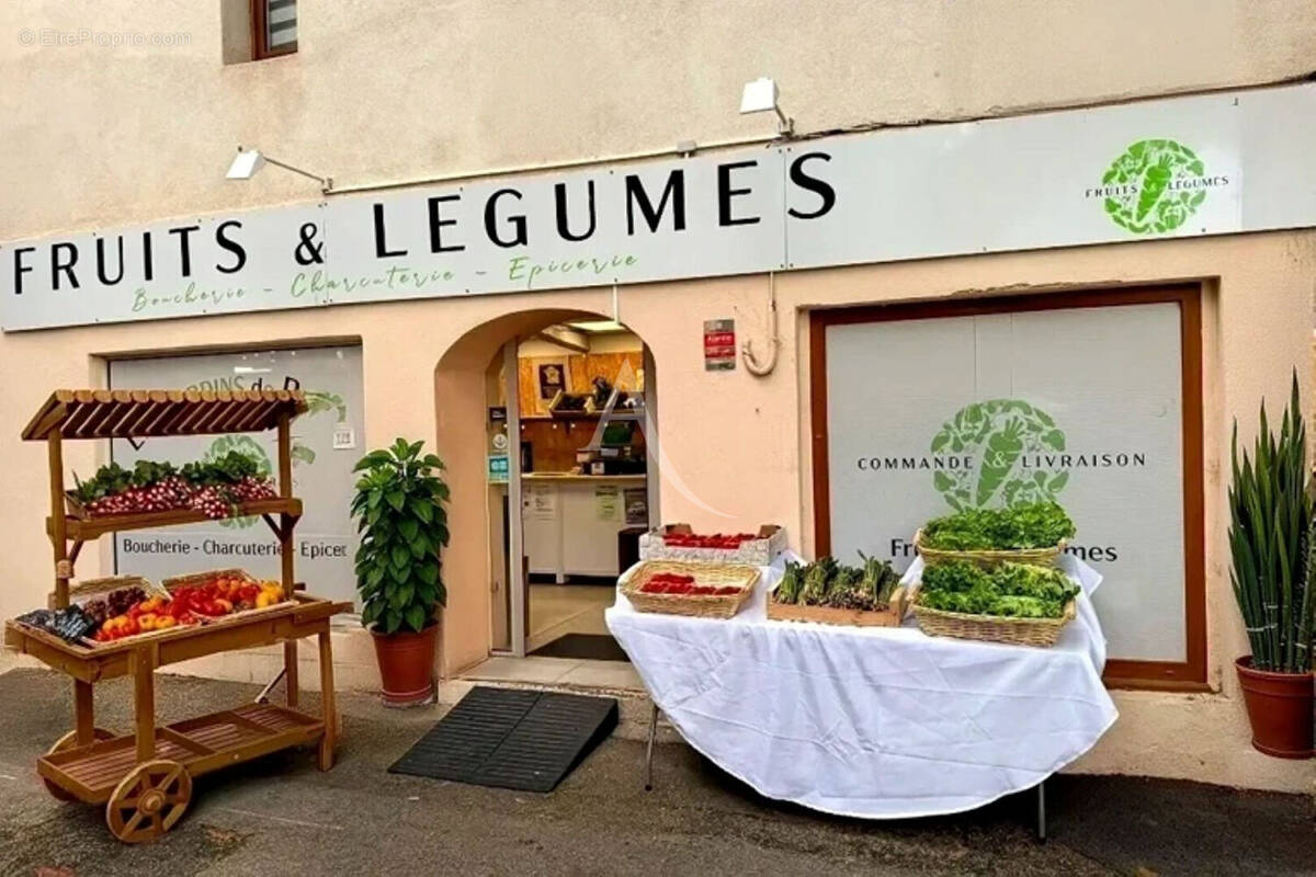 Commerce à BERNIS