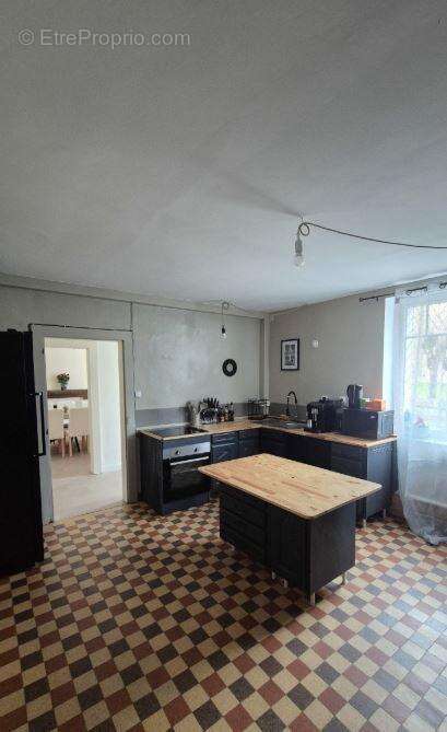 Maison 180 m² à Les Aspres  - photo 6