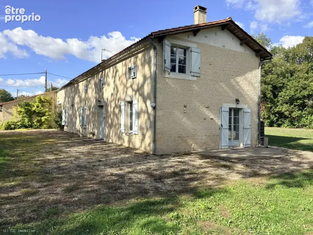 Belle Maison en Pierre avec 4 Chambres et Beau Parc Arboré - photo 41