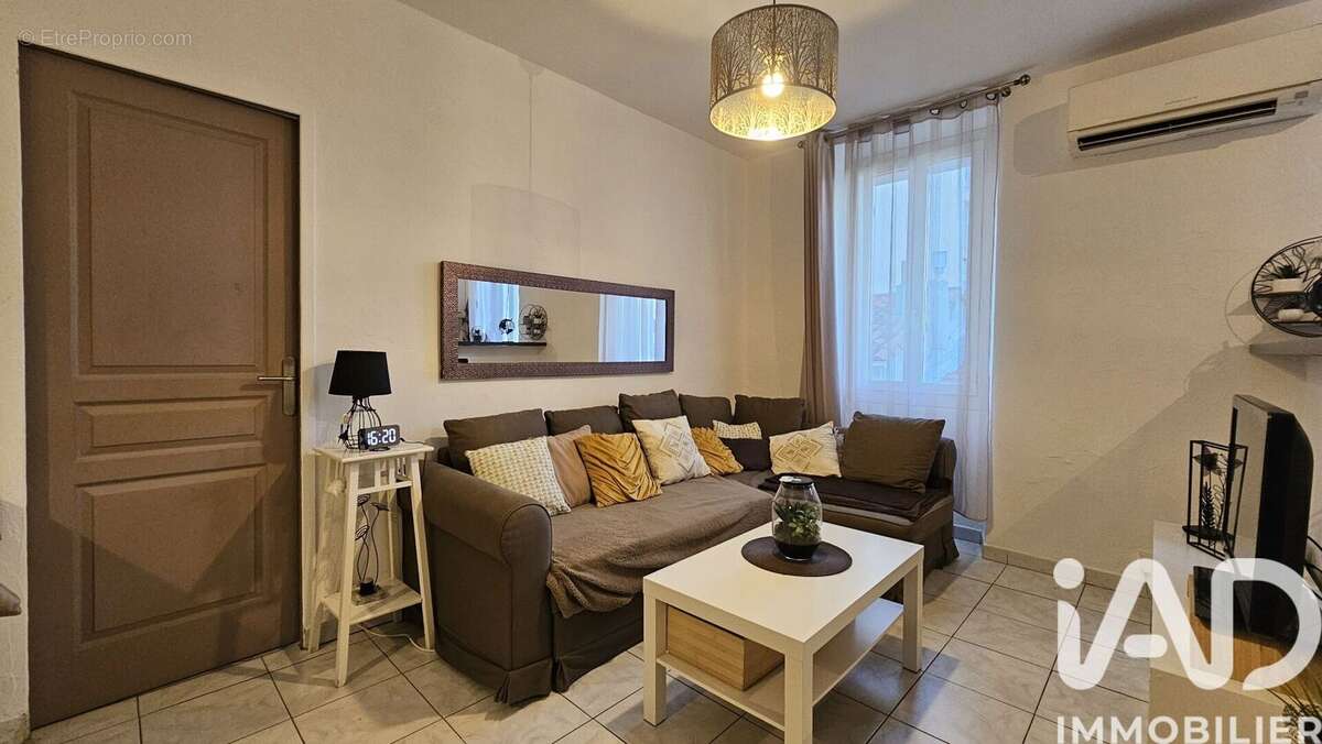 Photo 2 - Appartement à MARSEILLE-3E