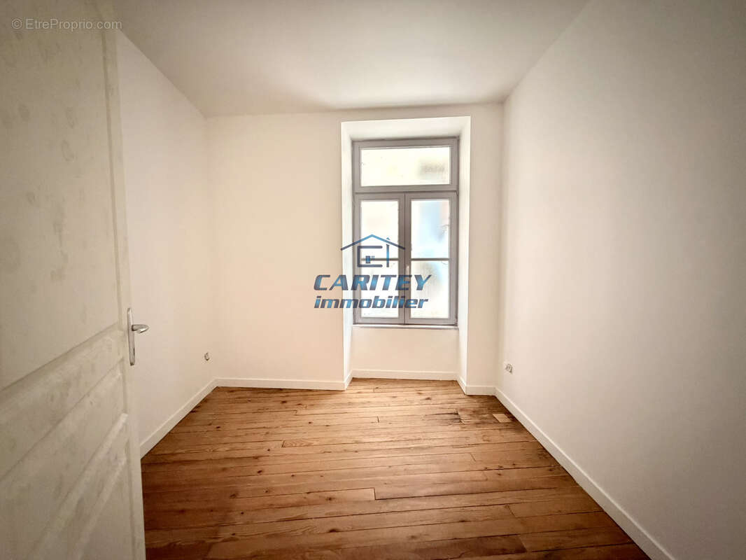 Appartement à FOUGEROLLES
