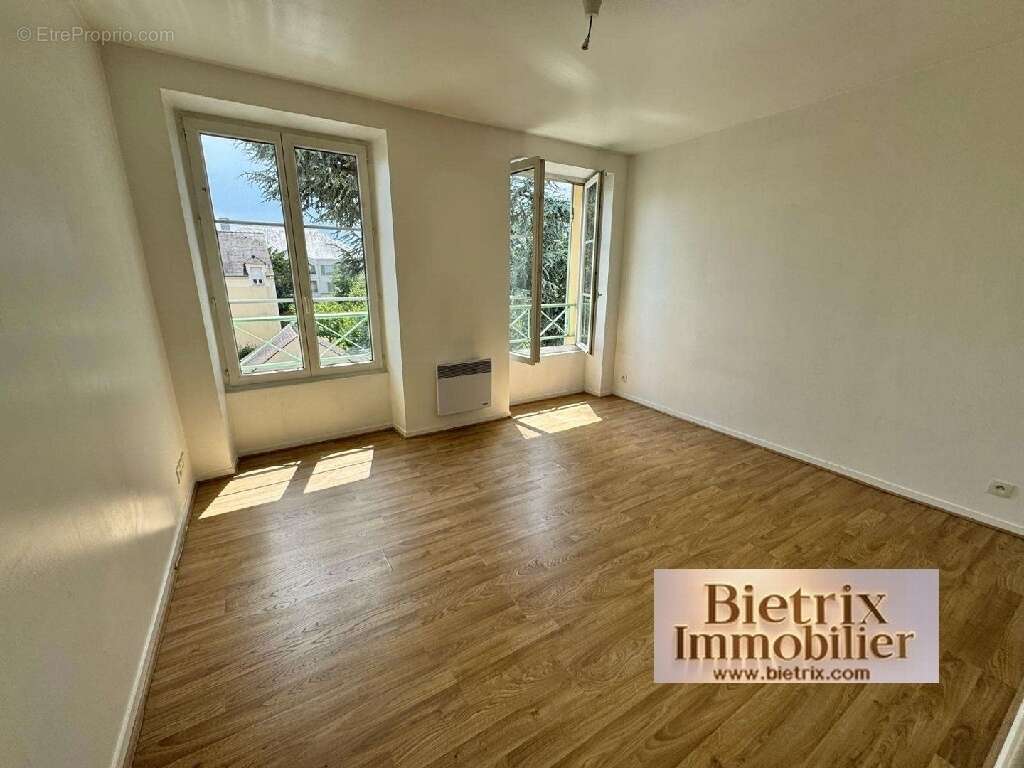 Commerce 48 m² à L'isle-Adam  - photo 5