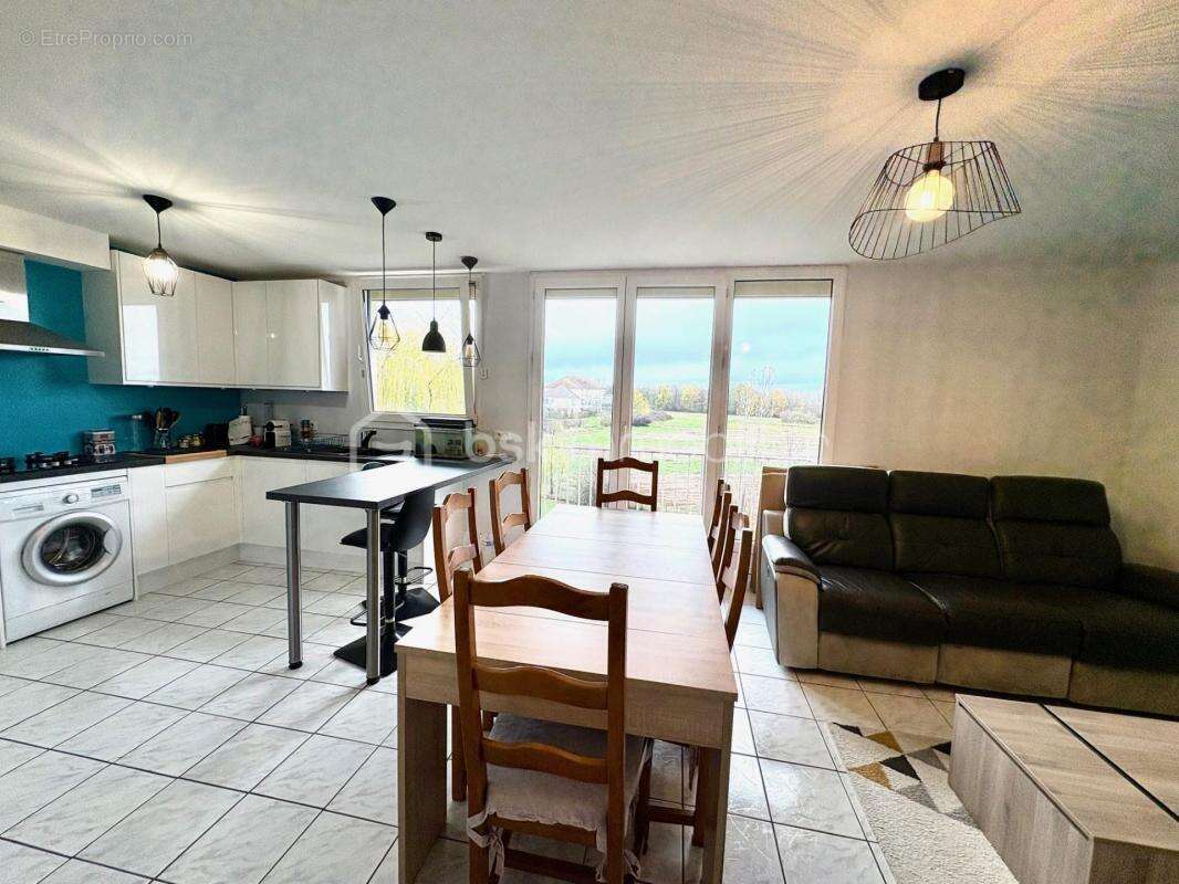 Appartement à NOZAY