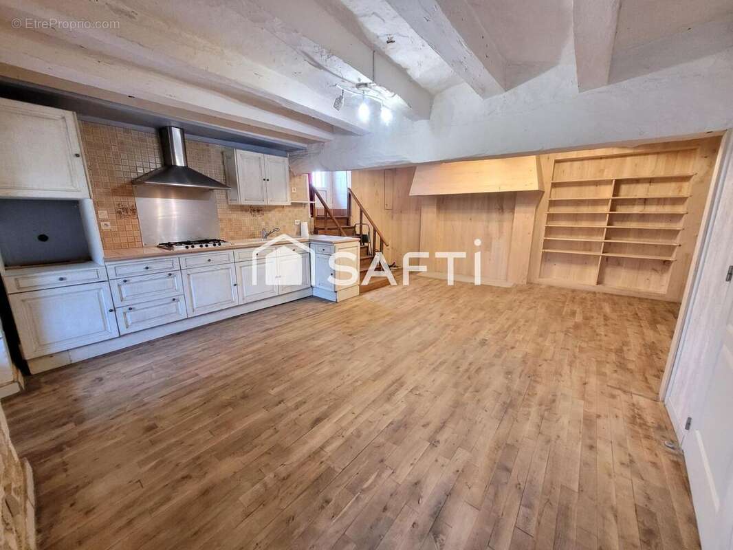 Photo 3 - Maison à LA GUERCHE