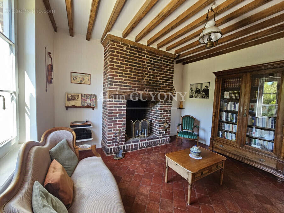 Maison à PONT-L&#039;EVEQUE