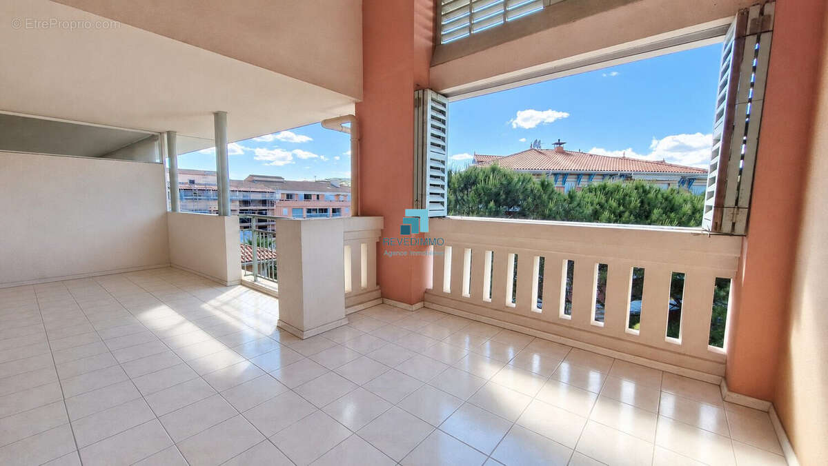 Appartement à FREJUS
