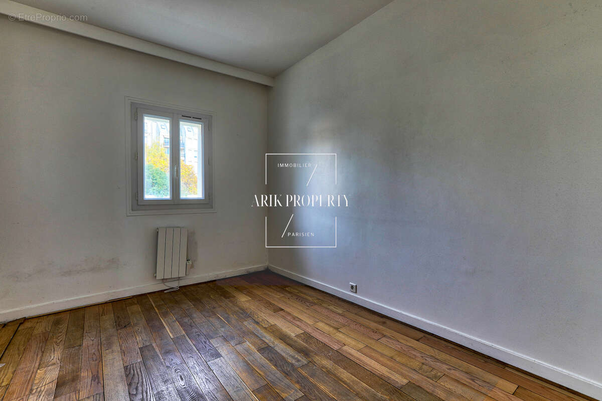 Appartement à CHARENTON-LE-PONT