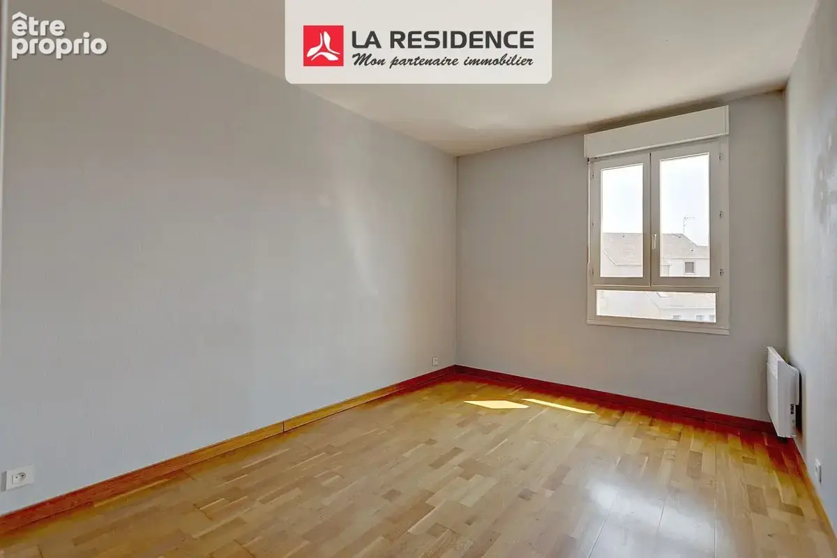 Appartement 4 pièces 82 m² à vendre à Beauchamp (95250) - photo 7