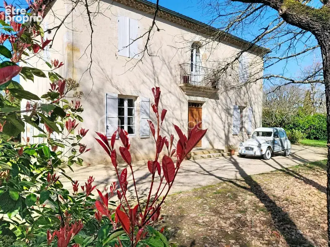 100% CARACTERE GASCON ... à Lectoure 282 m² - photo 2