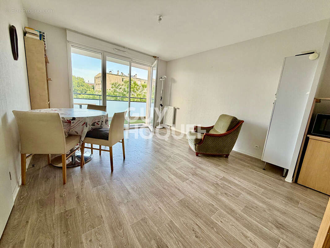 Appartement Chenove 2 pièce(s) 40 m2 - photo 2