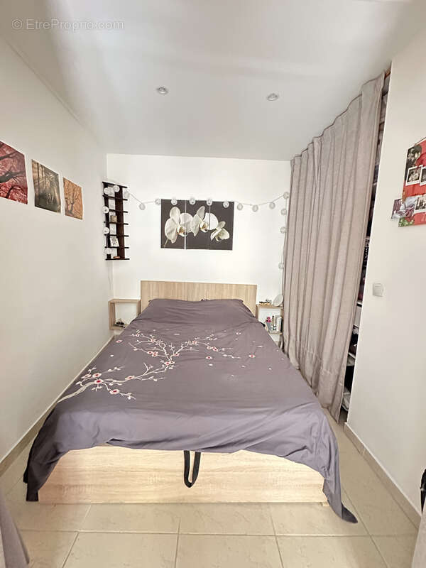 Appartement à SOLLIES-PONT