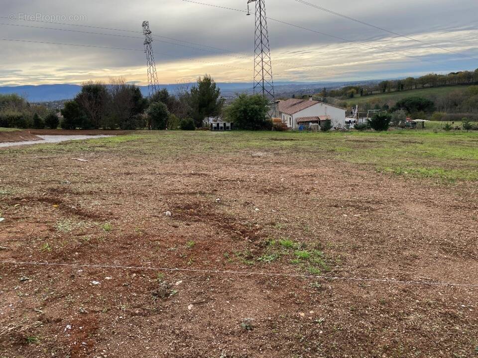 Terrain à BURLATS
