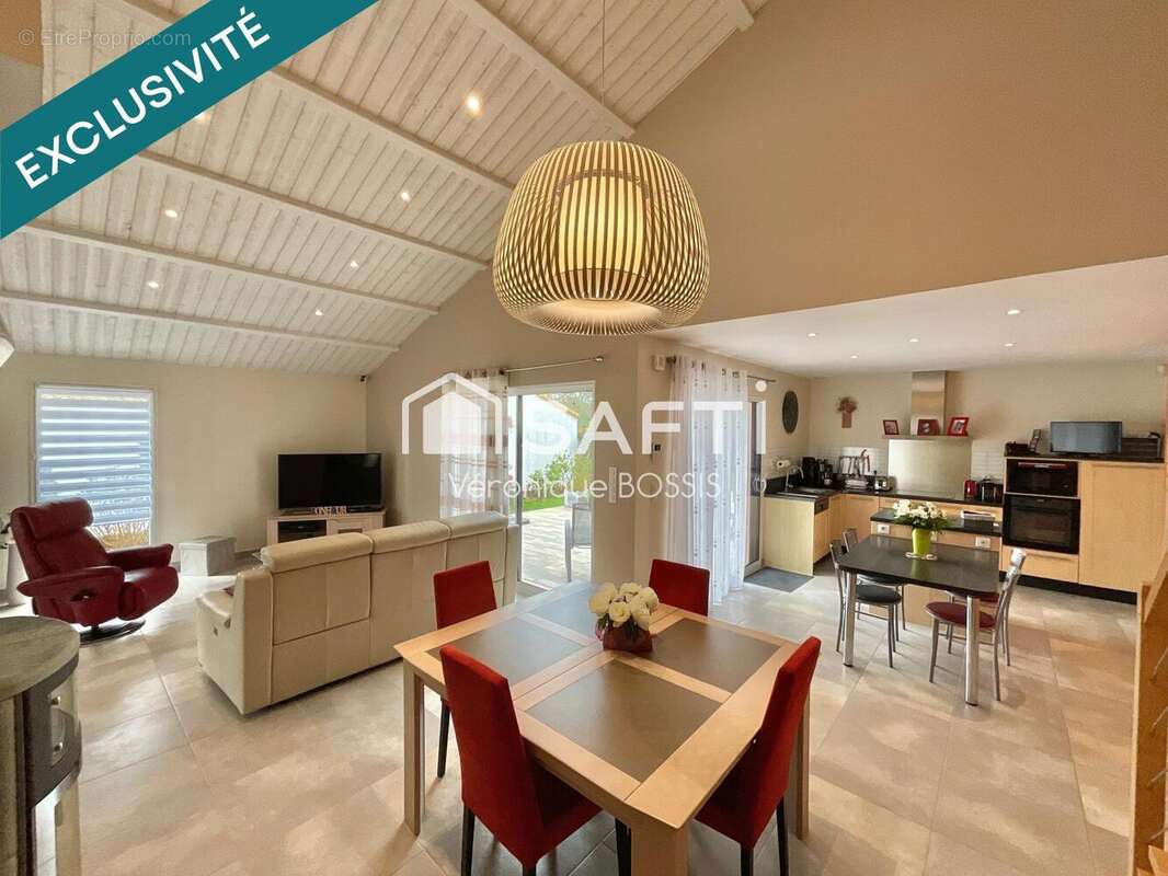 Photo 2 - Maison à MOUILLERON-LE-CAPTIF