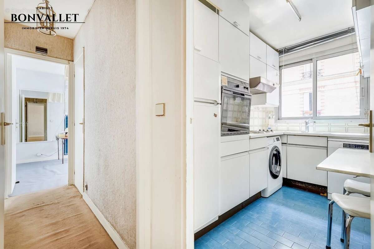 Paris 15e – Boucicaut/Lourmel – 2 pièces de 47 m² à rénover, plein sud, 1er étage avec ascenseur - photo 7