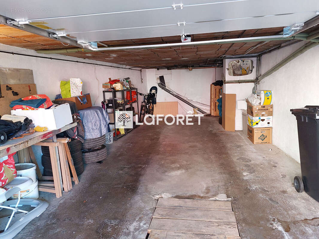 Maison à AUDUN-LE-TICHE