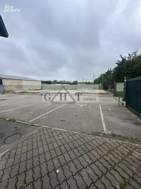 1 800 m² de terrain constructible à vendre – Opportunité rare à saisir - photo 2