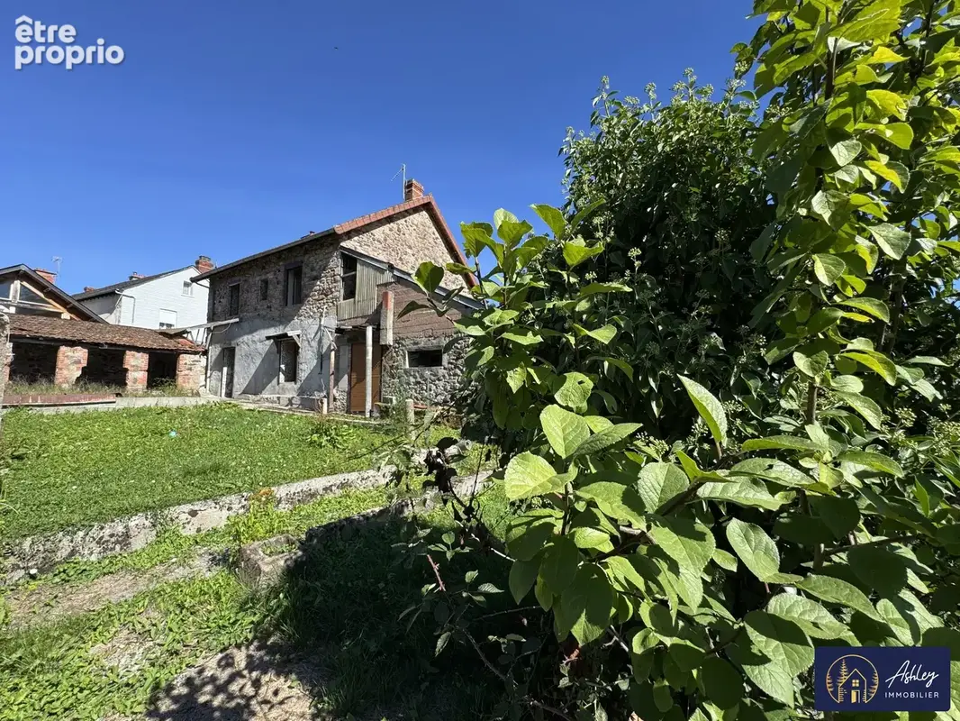 Maison 4 pièces à vendre YDES