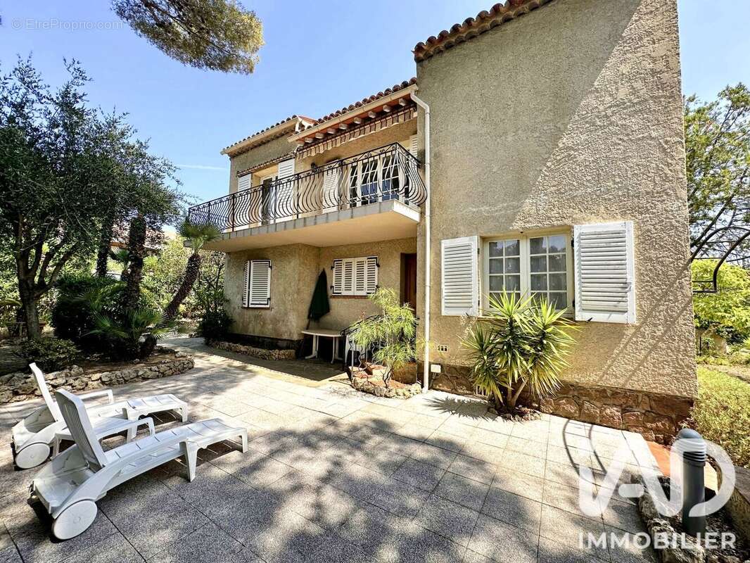Maison 186 m² à Frejus  - photo 4