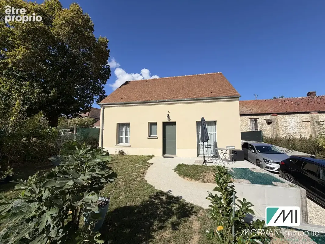 Photo Maison à Longuesse au prix de 338 000€