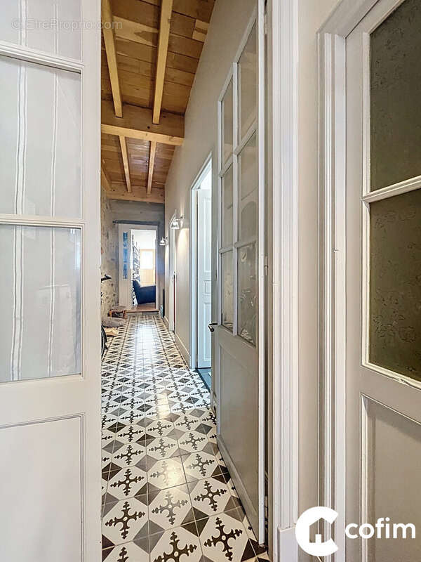 COULOIR RDC  - Appartement à BAGNERES-DE-BIGORRE