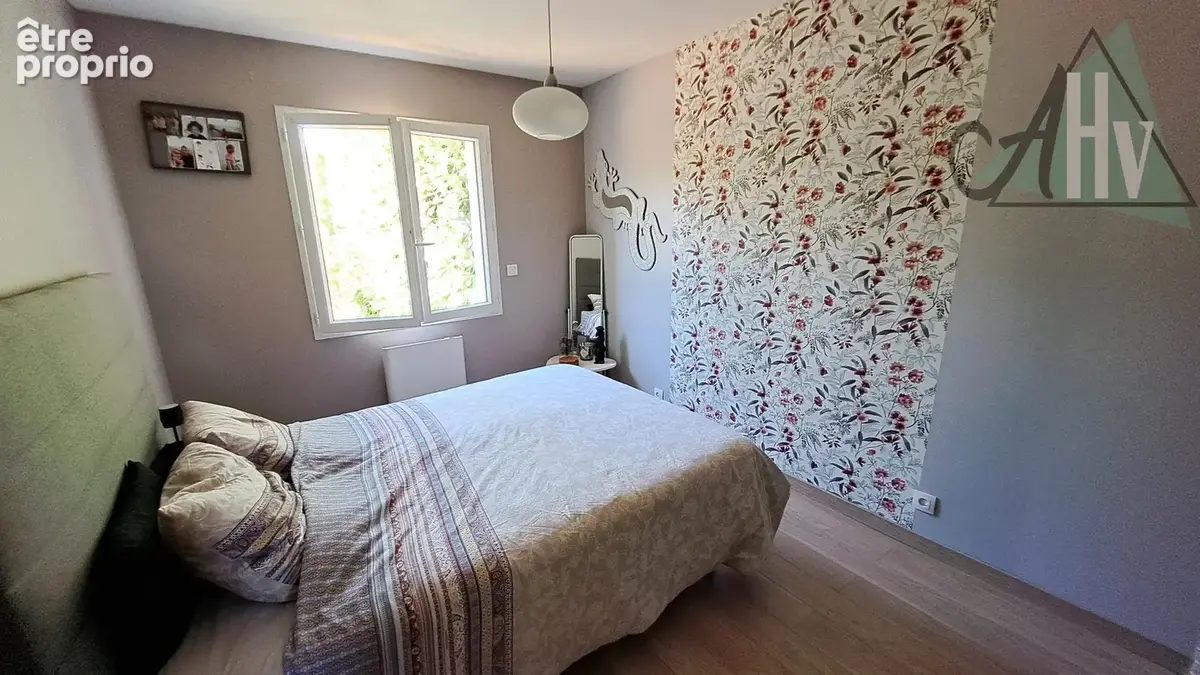 SERGINES (89) - Pavillon récent de 98 m2 avec 3 chambres + bureau, sur sous-sol total avec beau jardin. - photo 11