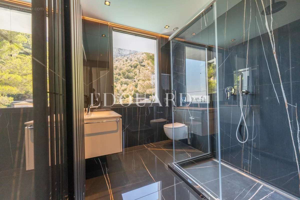 Maison à ROQUEBRUNE-CAP-MARTIN