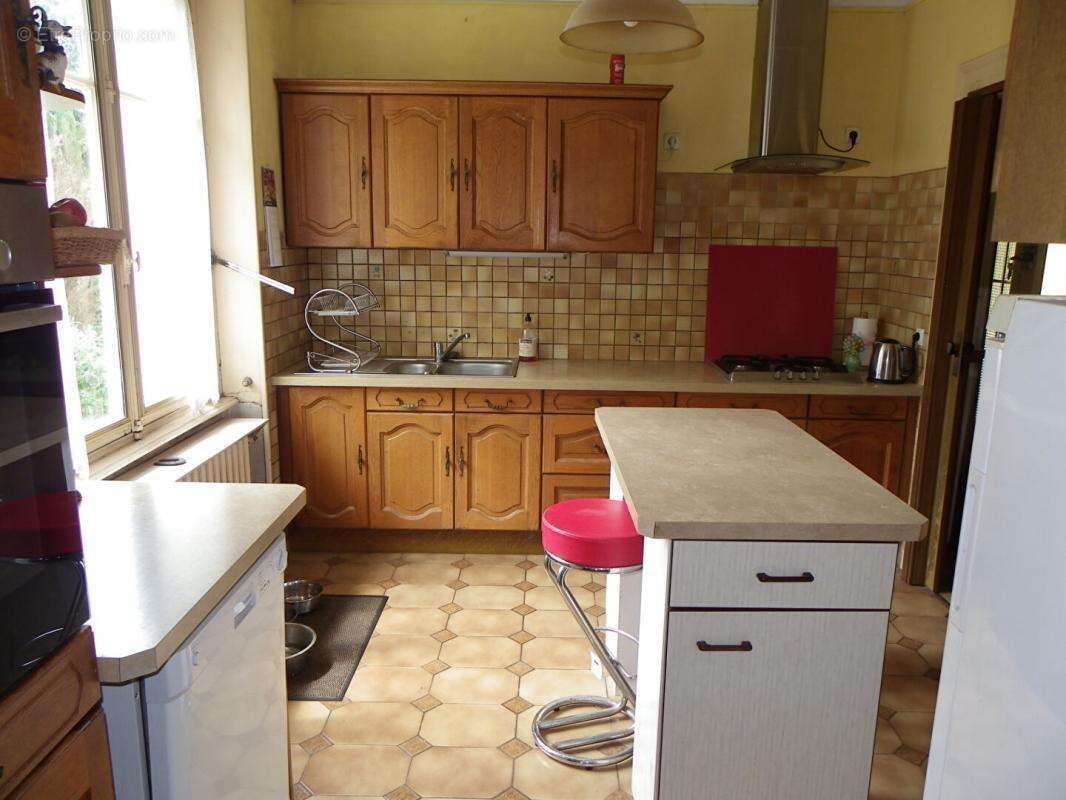 Maison à ORADOUR-SUR-VAYRES