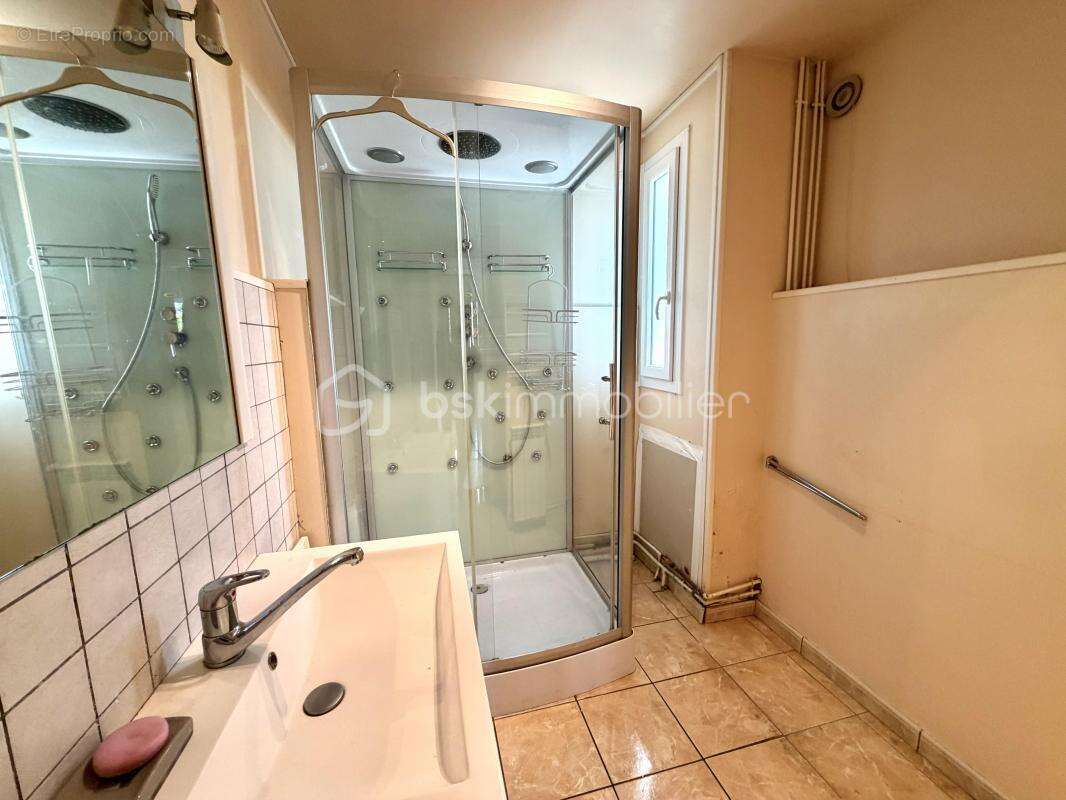 Maison à CAUDEBEC-LES-ELBEUF