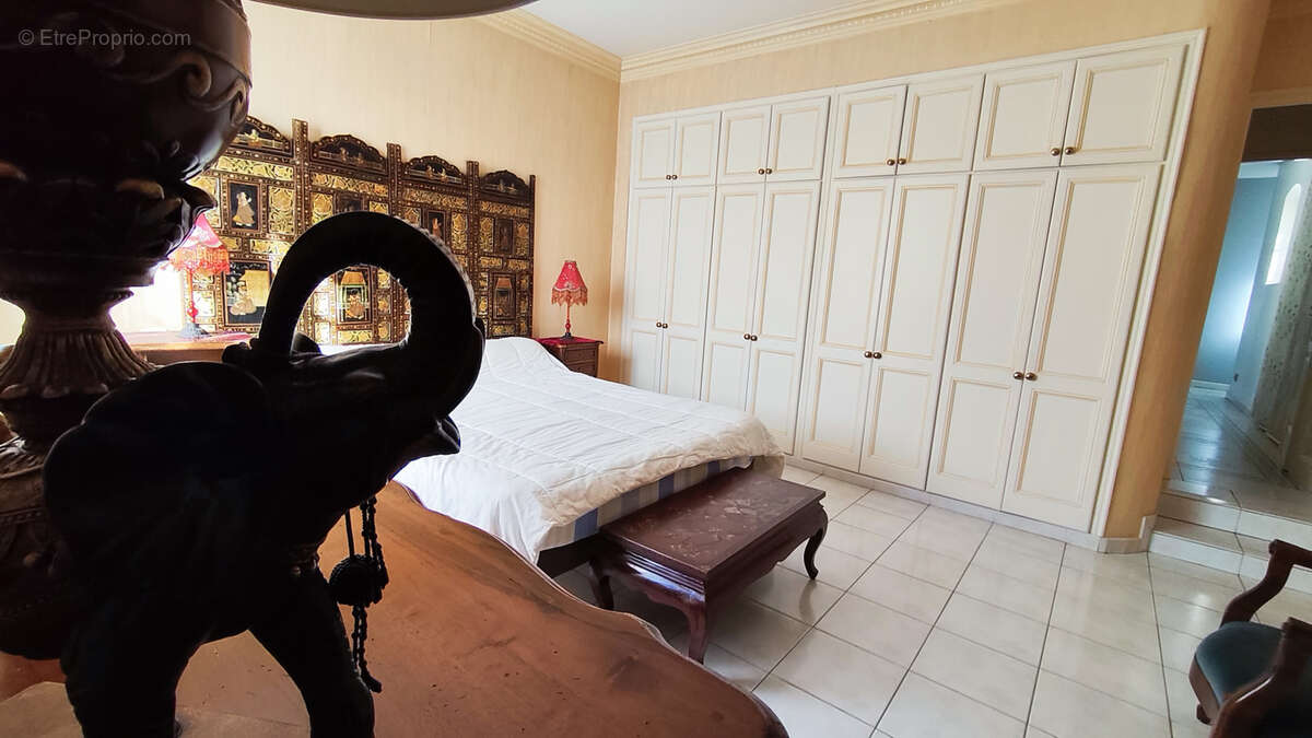 Maison à SAINT-MARTIN-DE-VALGALGUES