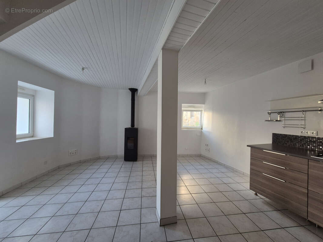 Maison à VEYRE-MONTON