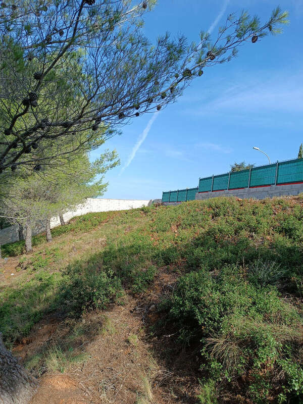 Terrain à MARTIGUES