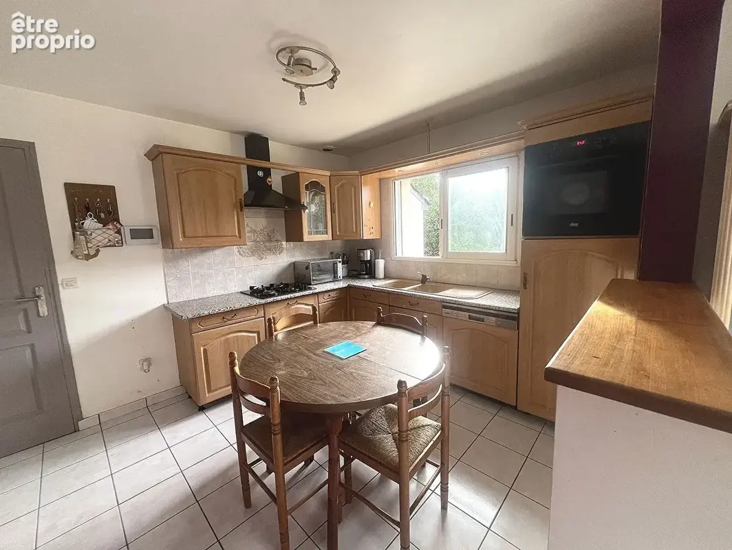Maison de 2001, terrain de 808m2 - photo 5