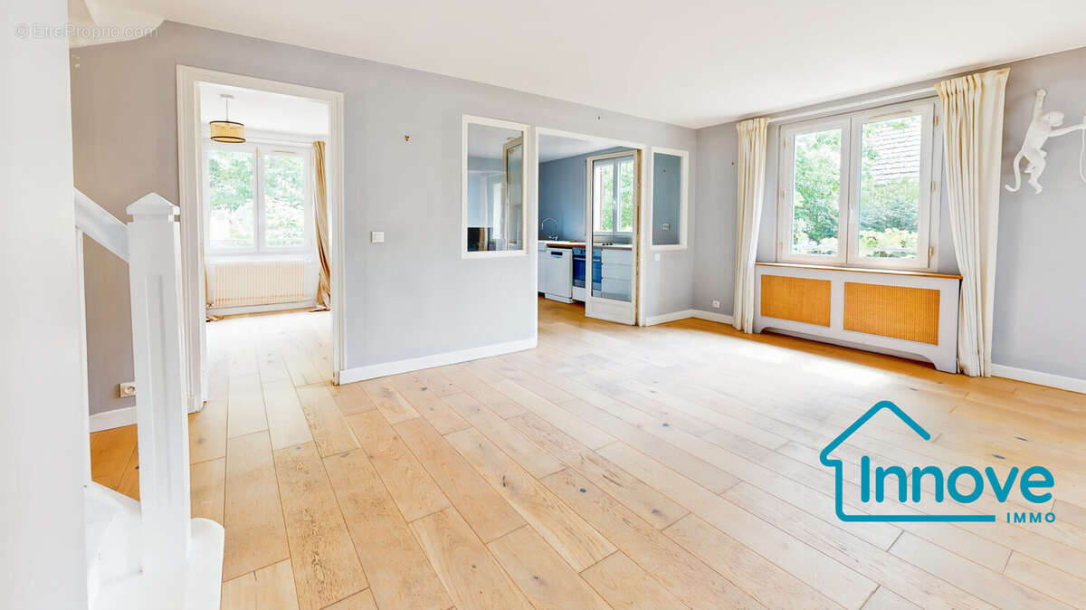 Maison 128 m² à Rocquencourt  - photo 7