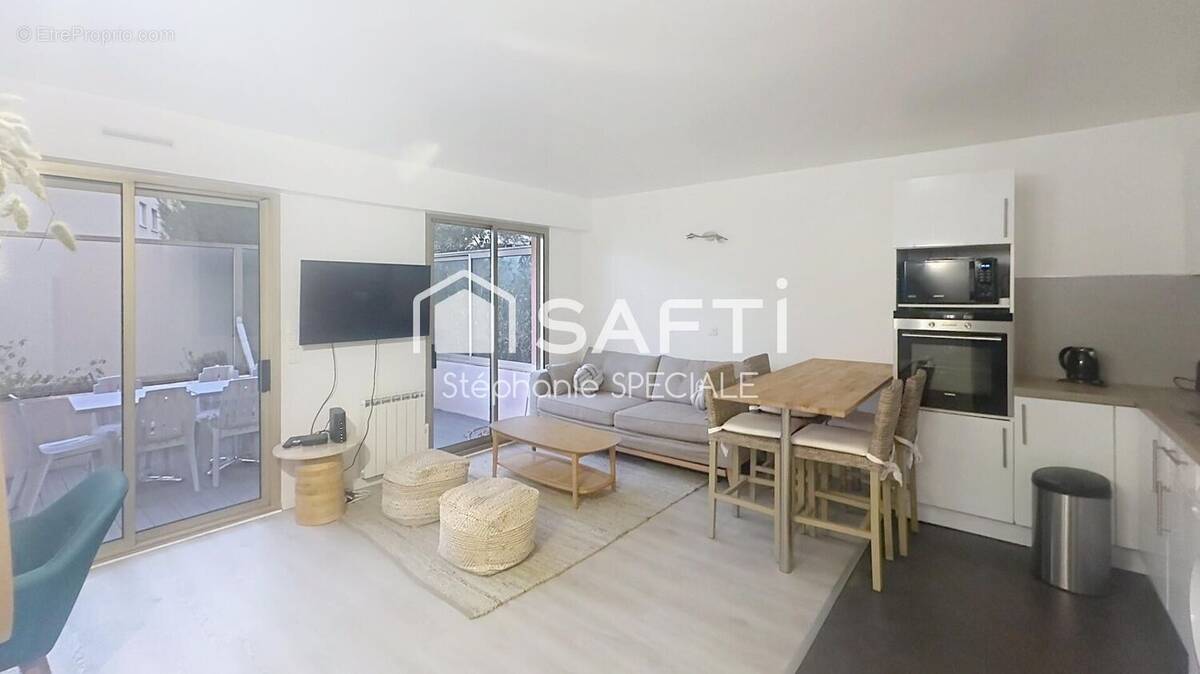 Photo 1 - Appartement à LE CANNET