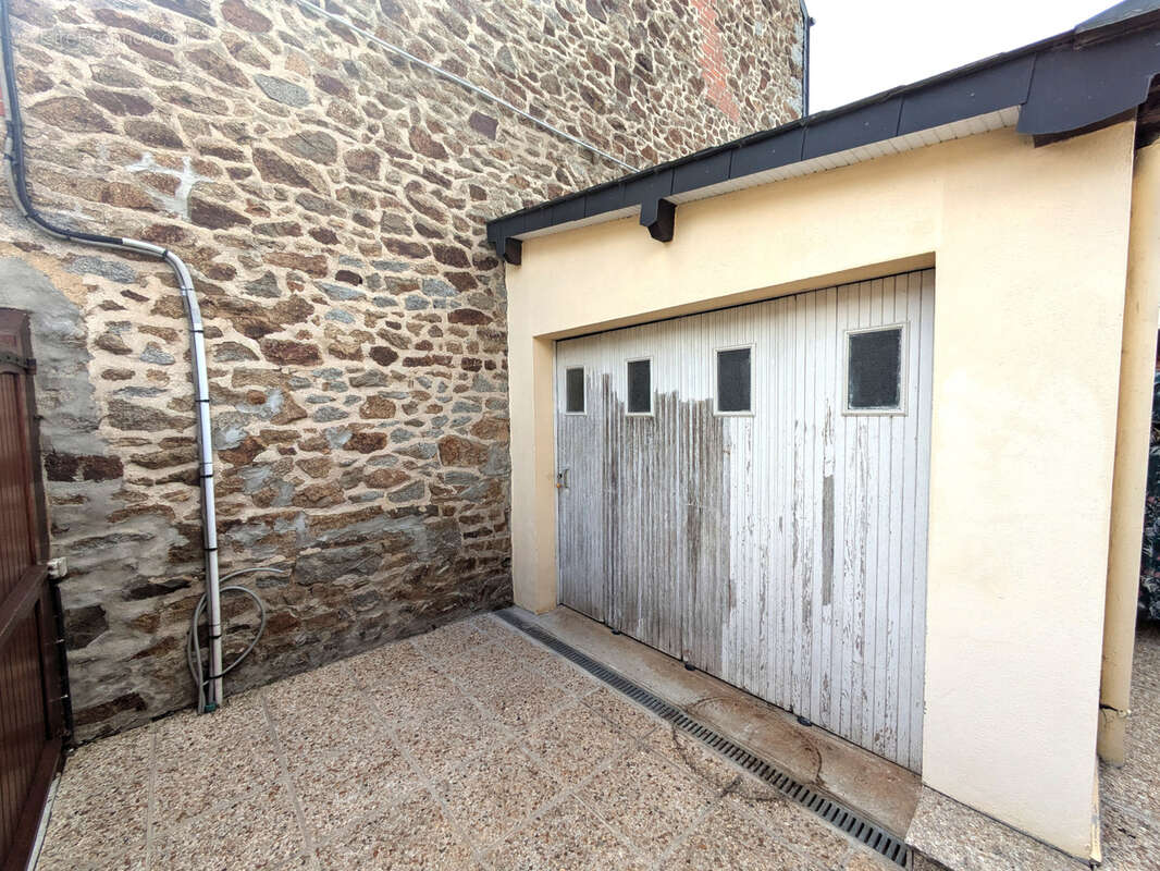 maison de 95.25m2 À Fougères, avec garage - photo 8