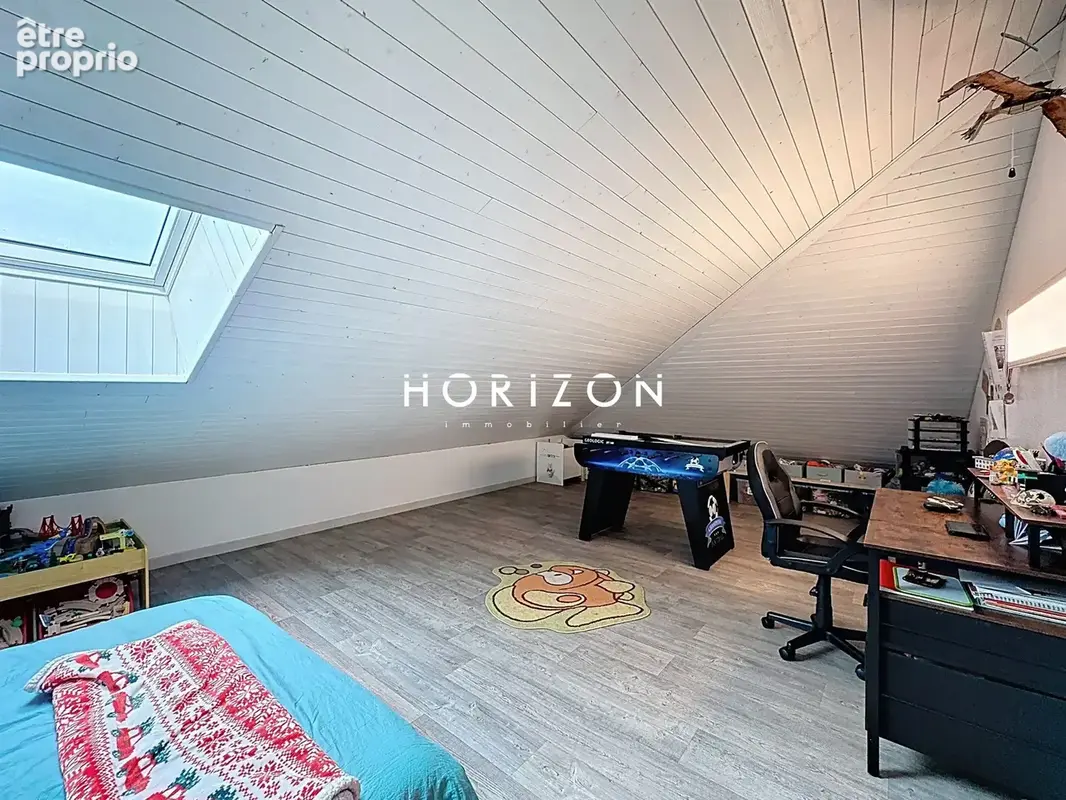 Maison 8 pièces 202 m² à vendre à Saint-Etienne-Sur-Chalaronne (01140) - photo 8