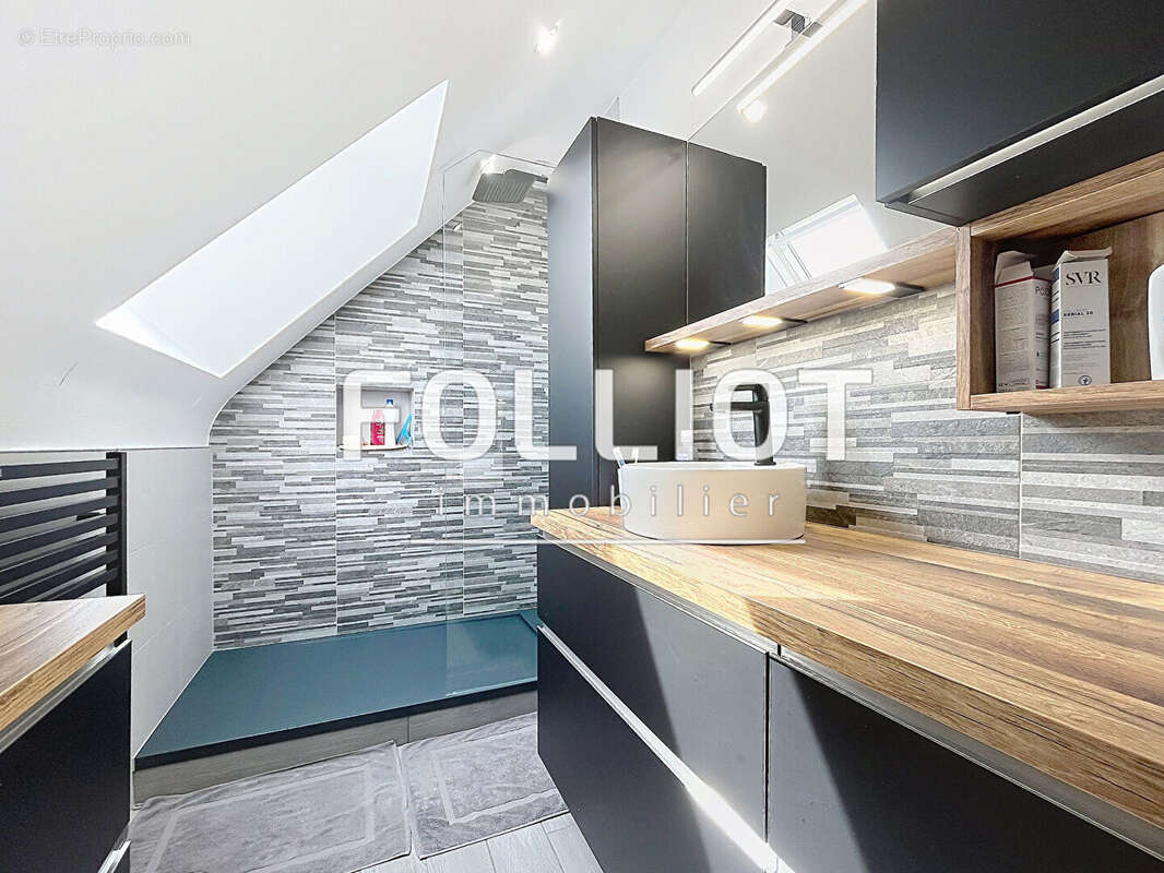 Maison Saint Georges d'Elle                                                                   A VENDRE - photo 11