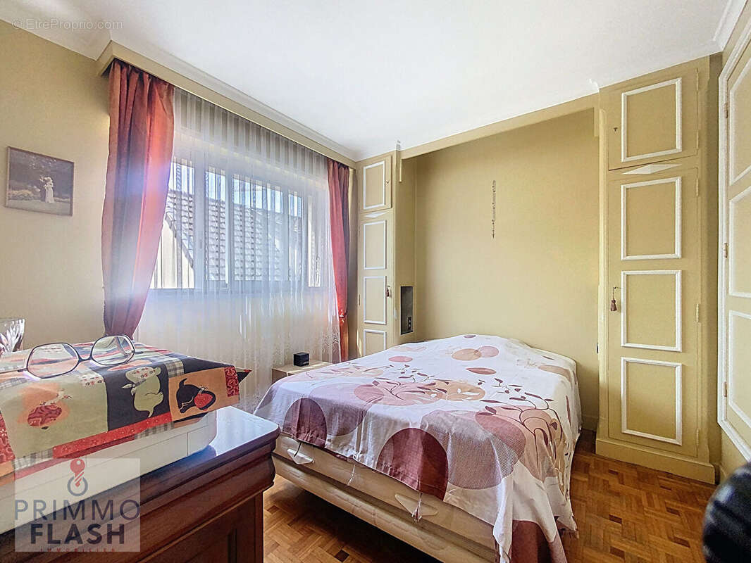 Appartement à AUBERVILLIERS