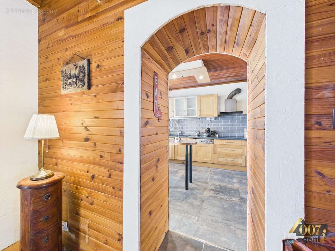 Maison 83 m² à Presle  - photo 4