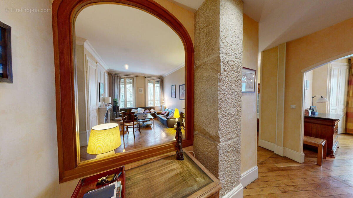 Appartement à LYON-7E