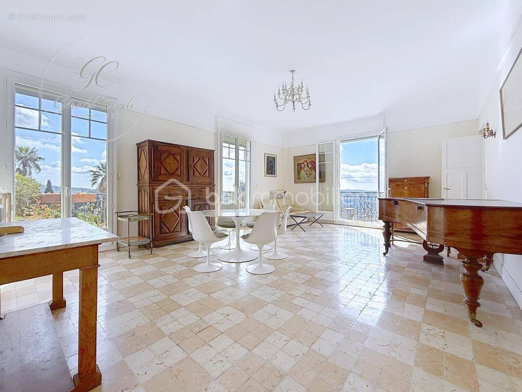 Appartement à GRASSE