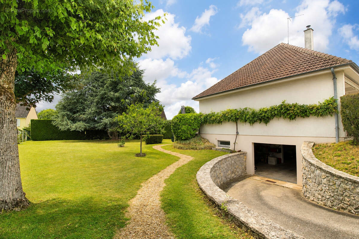 Maison à NOGENT-LE-ROI