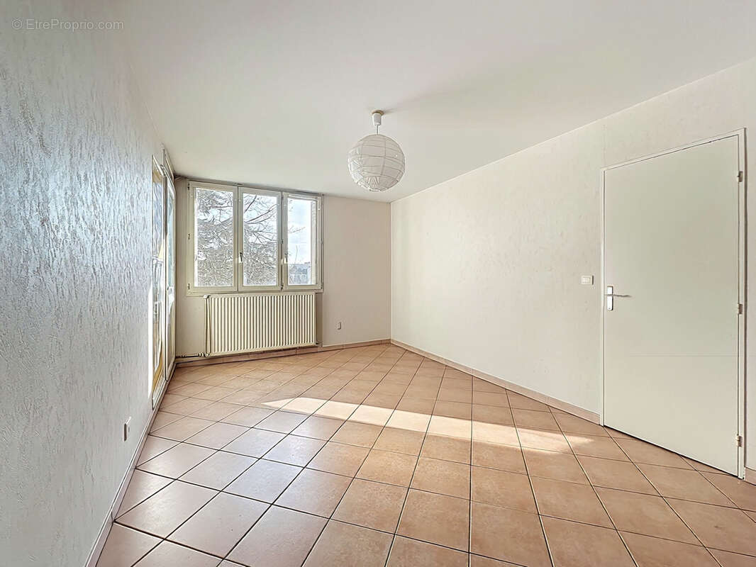 Appartement à LYON-5E
