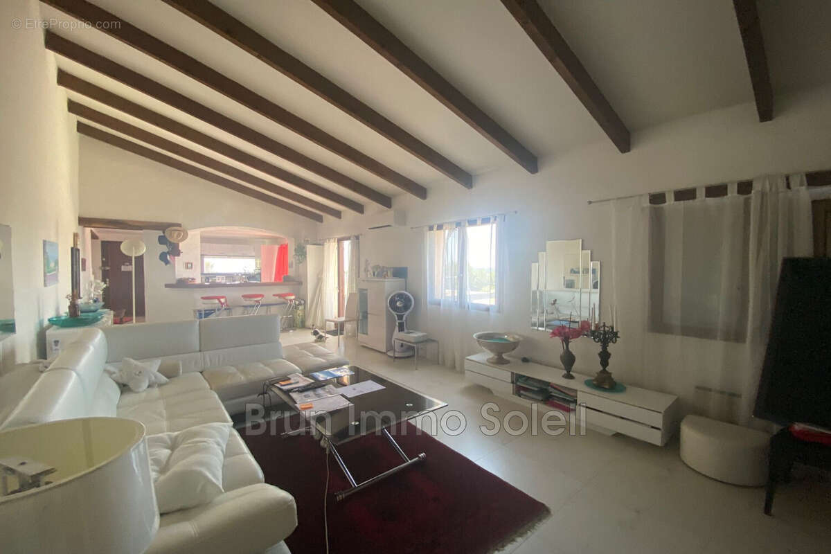 Maison à CAGNES-SUR-MER