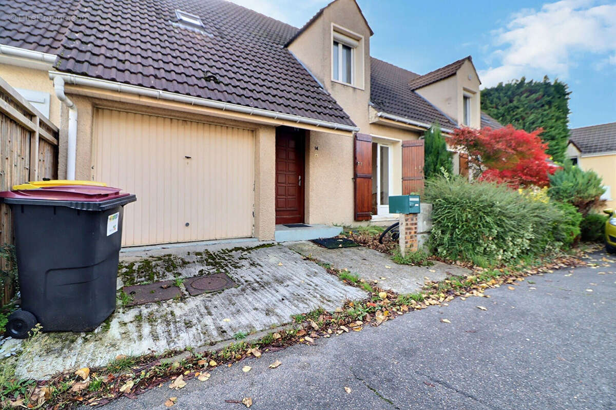 Maison à SAINT-LEU-LA-FORET