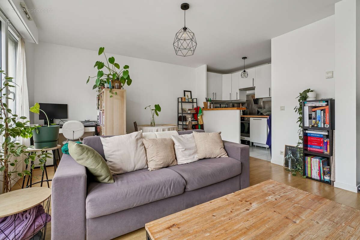 Appartement à PARIS-20E