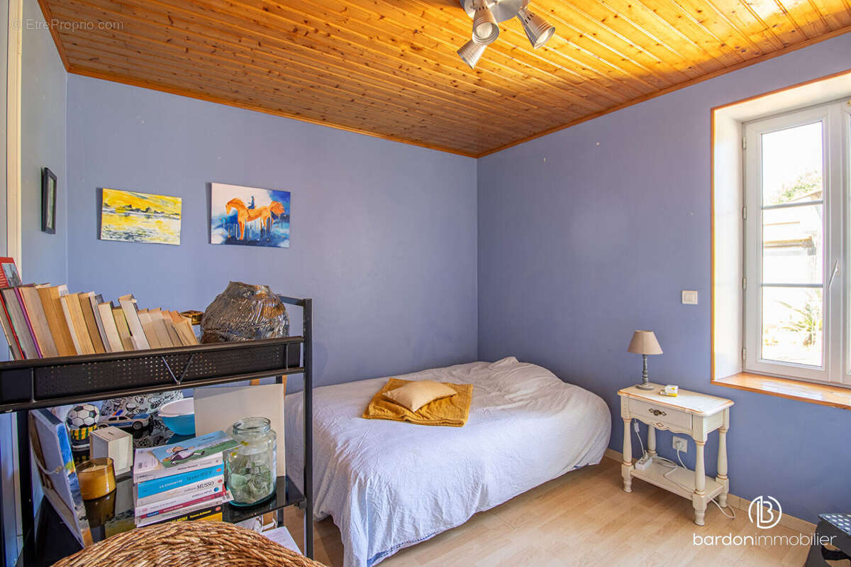 Maison 12 pièces - 236 m² - Environnement calme - photo 7