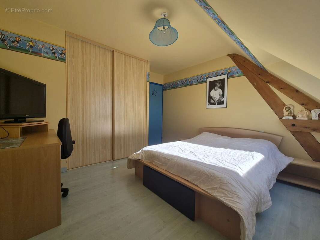 Maison à SAINT-PIERRE-SUR-ORTHE