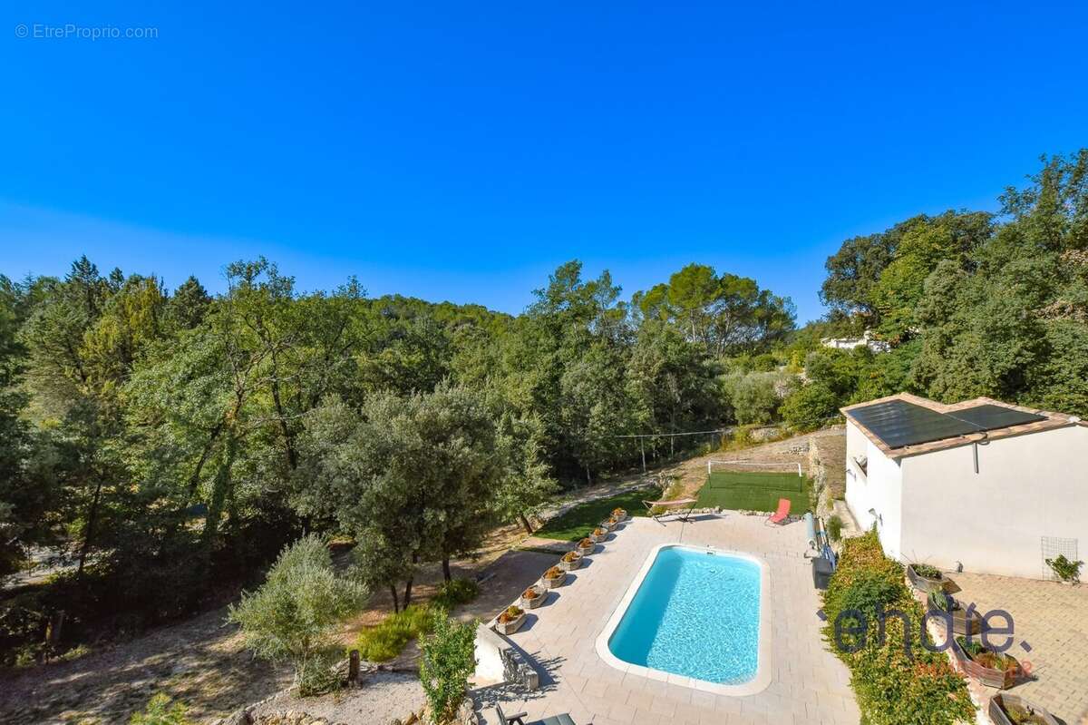 Maison à LORGUES
